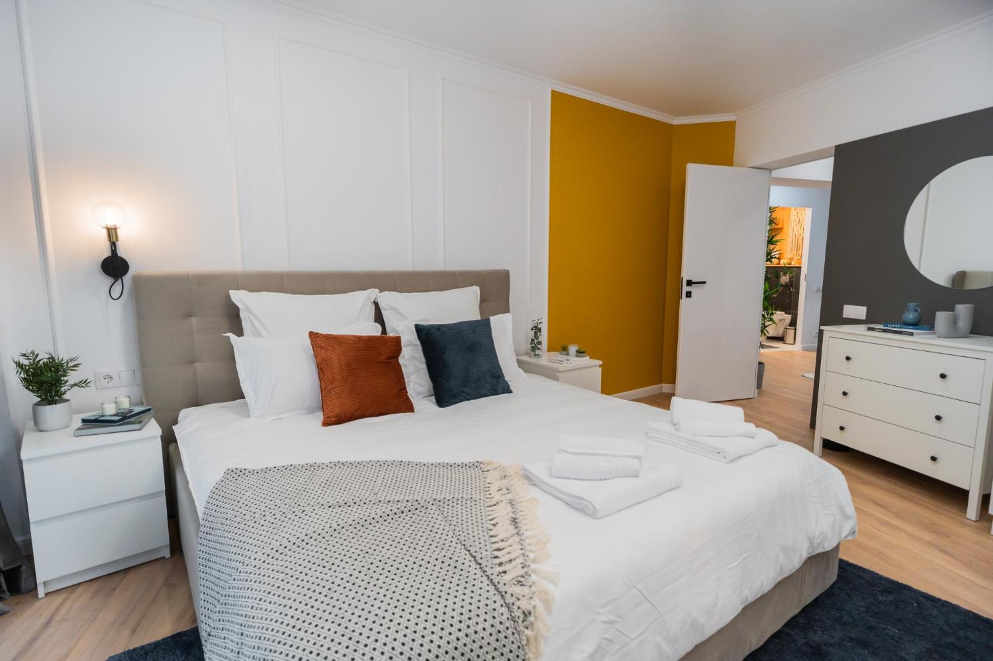 Urban Pearl - Old Town - Unique 4Br/3Ba Apartment Bucureşti Eksteriør bilde