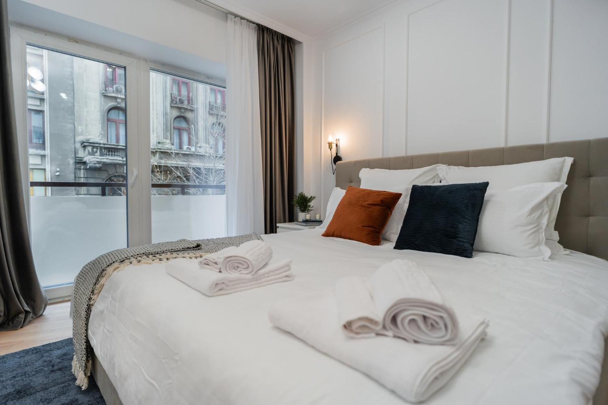 Urban Pearl - Old Town - Unique 4Br/3Ba Apartment Bucureşti Eksteriør bilde
